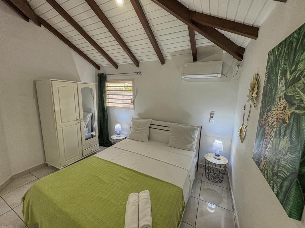 20.Location villa piscine Saint François Guadeloupe_Chambre